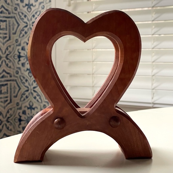 Vintage wooden heart napkin/letter holder rustic cabincore - Picture 2 of 12